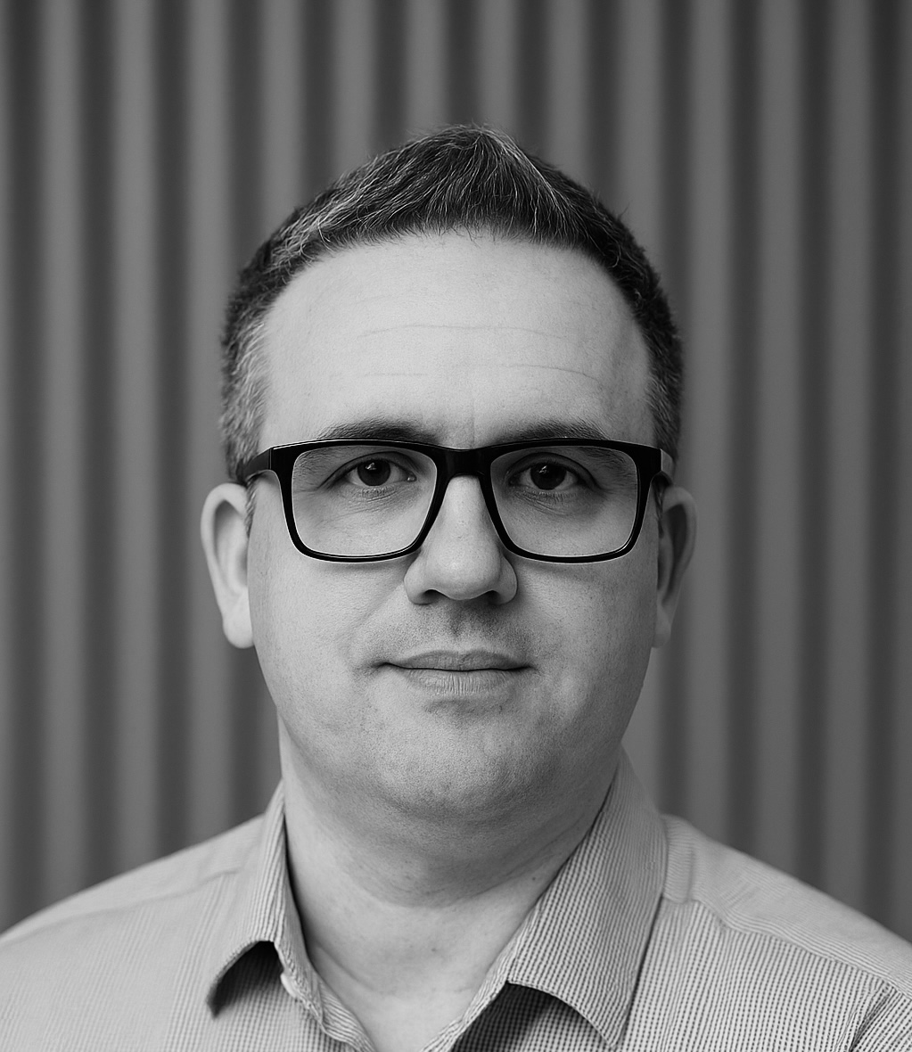 Staff image